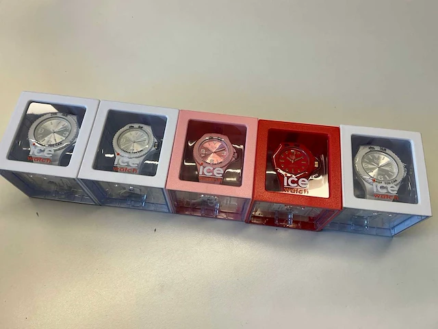 Ice watch polshorloge (5x) - afbeelding 5 van  9
