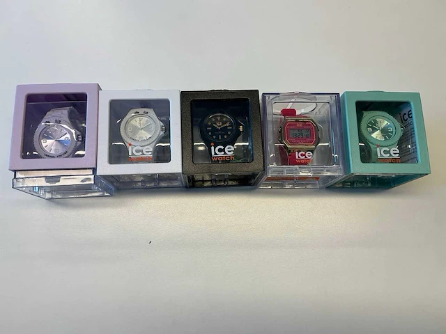 Ice watch polshorloge (5x) - afbeelding 3 van  10