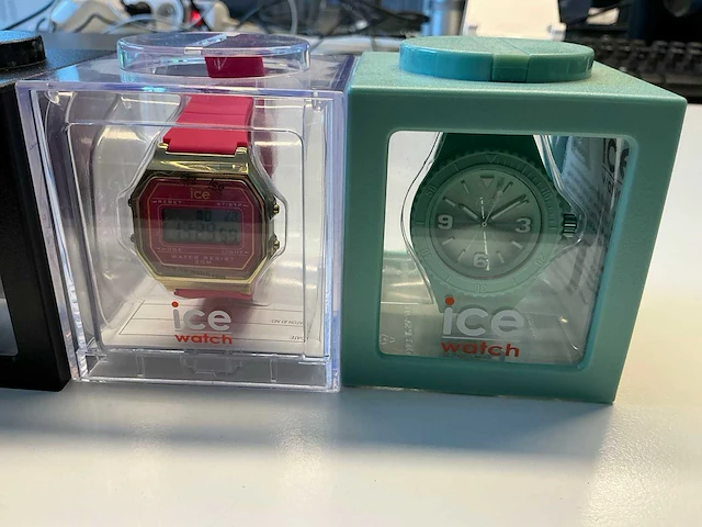 Ice watch polshorloge (5x) - afbeelding 4 van  10