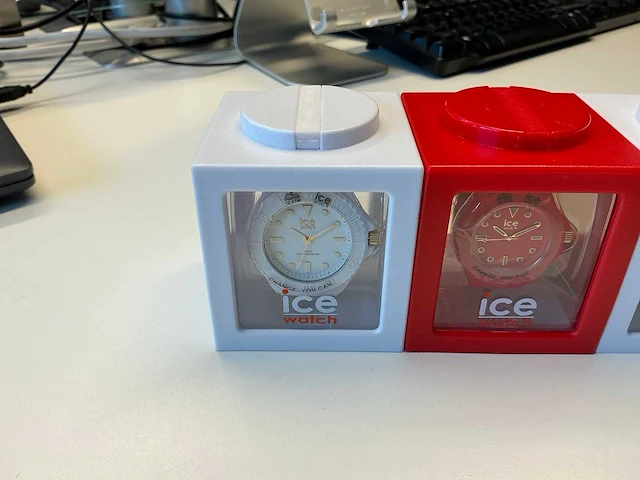 Ice watch polshorloge (5x) - afbeelding 8 van  11