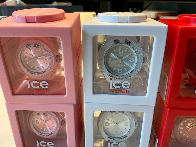 Ice watch polshorloge (6x) - afbeelding 2 van  8
