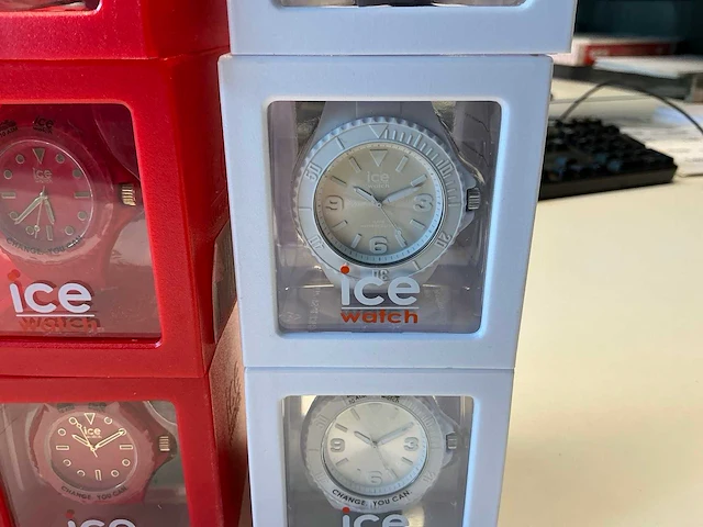 Ice watch polshorloge (6x) - afbeelding 3 van  6