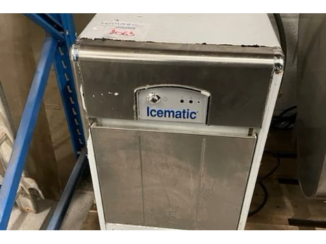 Icematic ijsblokmachine - afbeelding 2 van  3