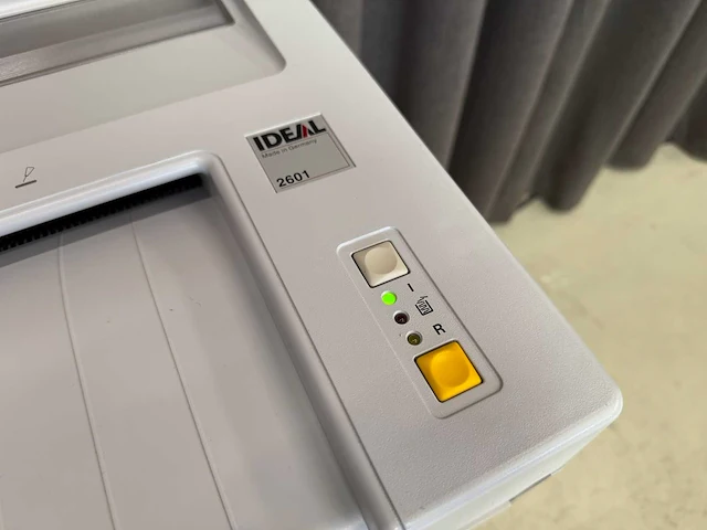 Ideal 2601 - papierversnipperaar - afbeelding 5 van  7
