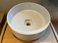 Ideal standard strada ii opbouw wastafel - afbeelding 1 van  3