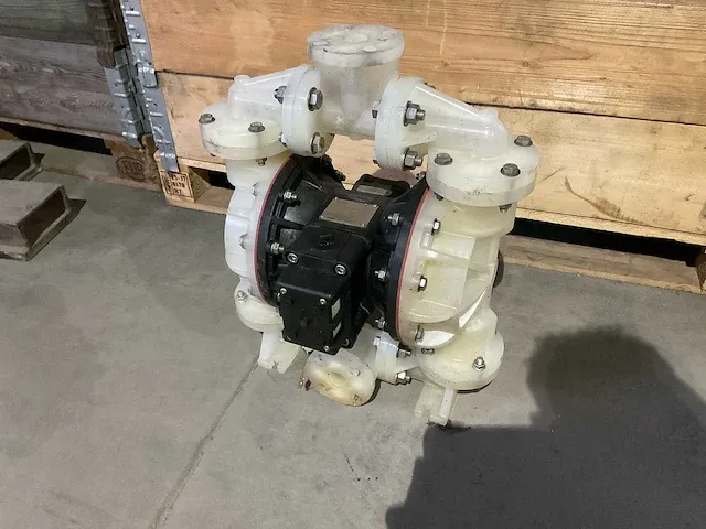 Idex sandpiper pneumatische membraanpomp - afbeelding 2 van  4