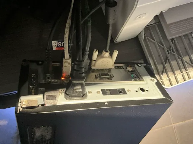 Iiyama plt1700 kassasysteem - afbeelding 2 van  16