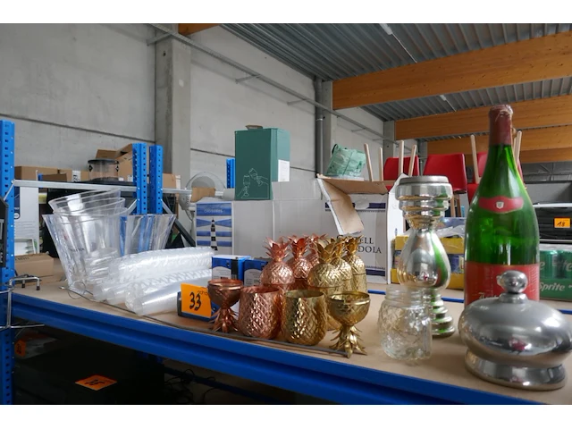 Ijsblokemmers / koelers & reeks decoratieve items - afbeelding 1 van  4