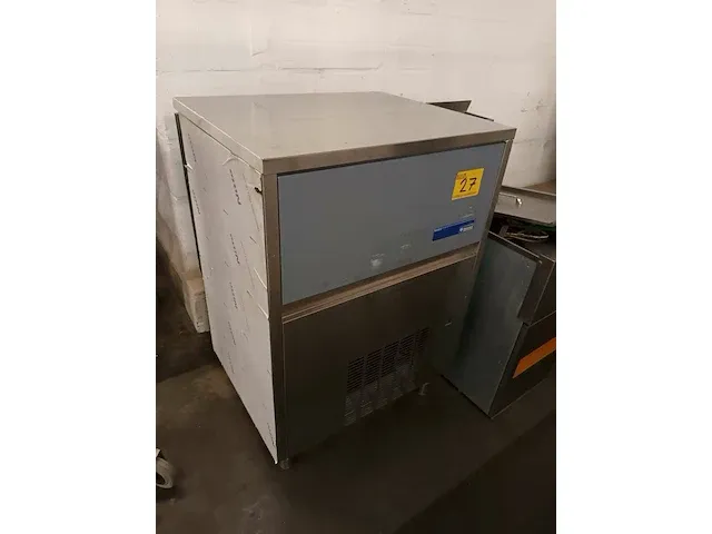 Ijsblokjesmachine diamond - afbeelding 1 van  7