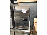 Ijsblokjesmachine - afbeelding 1 van  9