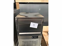 Ijsblokjesmachine - afbeelding 4 van  9