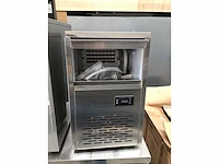 Ijsblokjesmachine - afbeelding 6 van  9