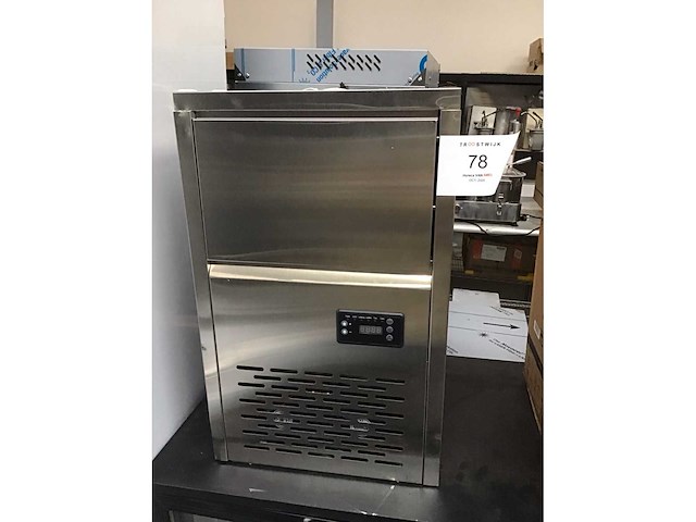 Ijsblokjesmachine - afbeelding 1 van  8