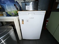 Ijskast beko - afbeelding 1 van  3