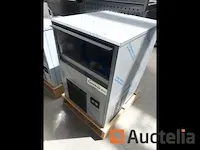 Ijsmachine combisteel - afbeelding 1 van  5