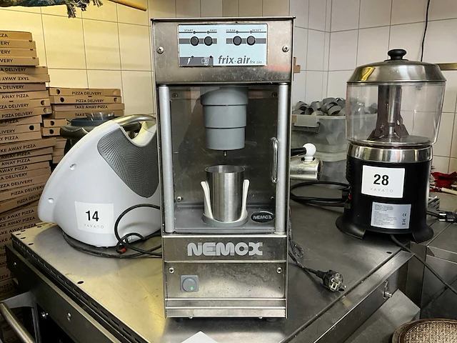 Ijsmachine nemox frix air frx180 - afbeelding 1 van  6