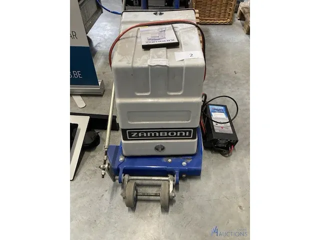 Ijsschaafmachine zamboni - afbeelding 2 van  6