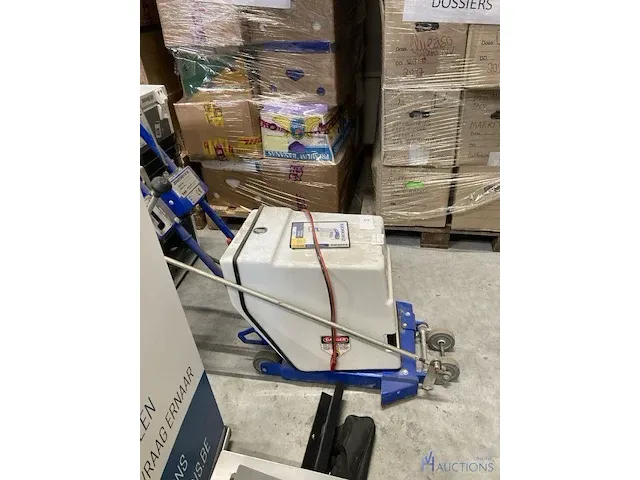 Ijsschaafmachine zamboni - afbeelding 2 van  7
