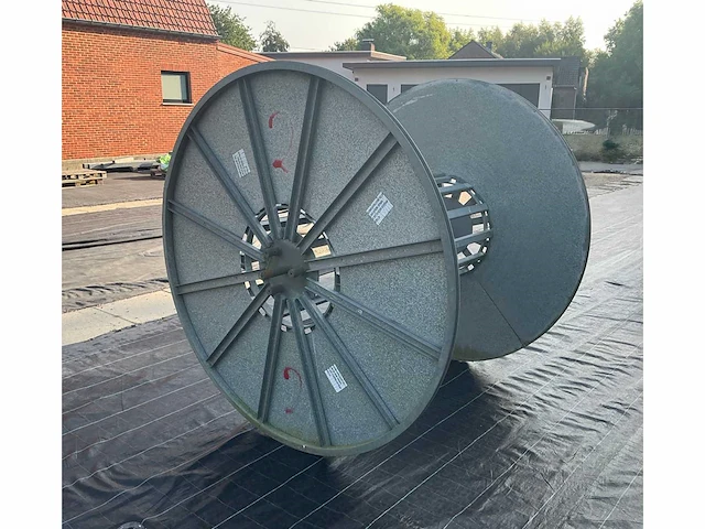 Ijzeren haspel overige teeltmateriaal; - afbeelding 1 van  4