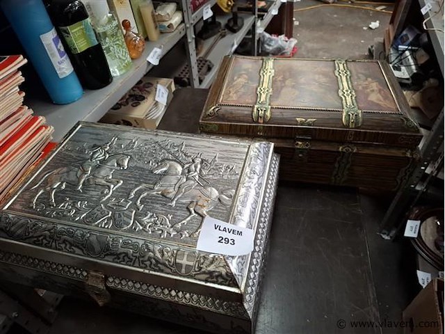 Ijzeren kist - afbeelding 1 van  1