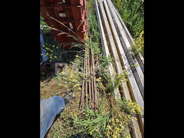 Ijzeren steigers - afbeelding 2 van  2