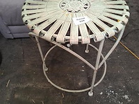 Ijzeren tafeltje - afbeelding 1 van  1