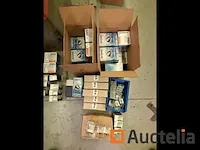 Ijzerwaren - schroeven - afbeelding 4 van  4