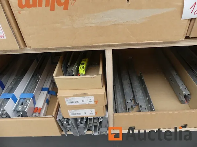 Ijzerwaren en accessoires voor meubilair blum, argenta - afbeelding 3 van  22