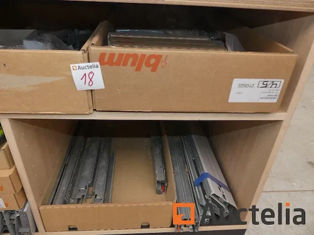 Ijzerwaren en accessoires voor meubilair blum, argenta - afbeelding 4 van  22