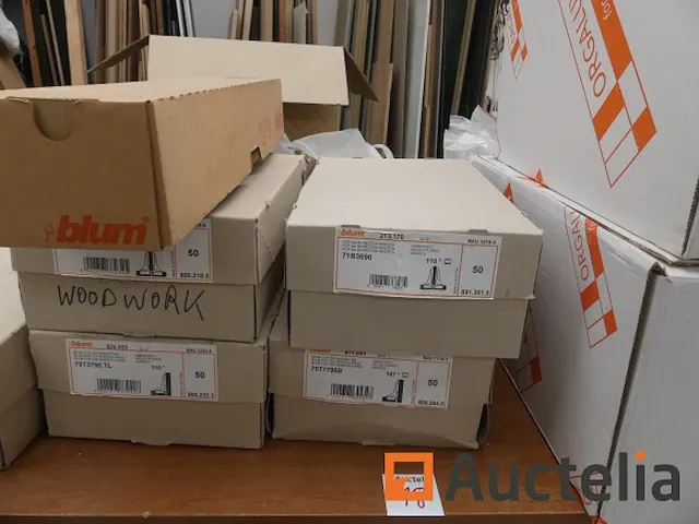 Ijzerwaren en accessoires voor meubilair blum, argenta - afbeelding 5 van  22