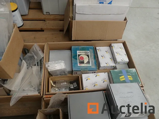 Ijzerwaren en accessoires voor meubilair blum, argenta - afbeelding 12 van  22