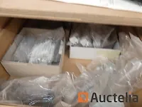 Ijzerwaren en accessoires voor meubilair blum, argenta - afbeelding 18 van  22