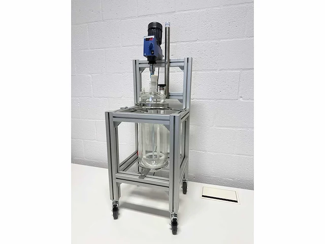 Ika - diverse laboratoriumapparatuur - 2023 - afbeelding 2 van  5