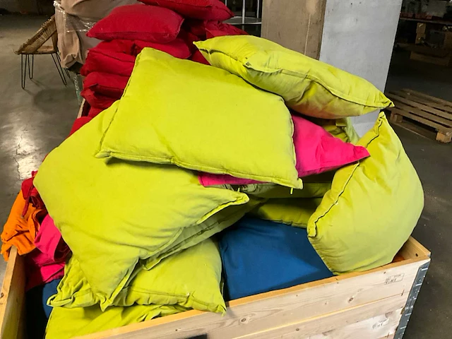 Ikea - gurli - decorative cushions (26x) - afbeelding 3 van  8