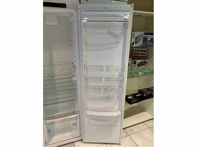 Ikea frostig - afbeelding 2 van  6