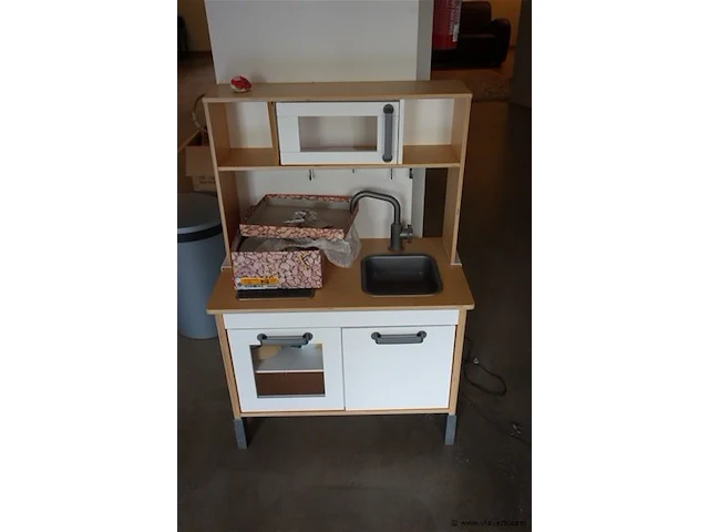 Ikea speelgoed keukentje - afbeelding 1 van  1