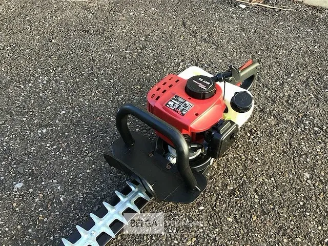 Ikra benzine heggenschaar bht60 - afbeelding 4 van  6