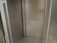 Ilsa - afbeelding 3 van  7