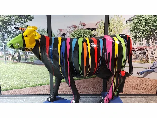 I'm a cow (lifesize) - afbeelding 4 van  9