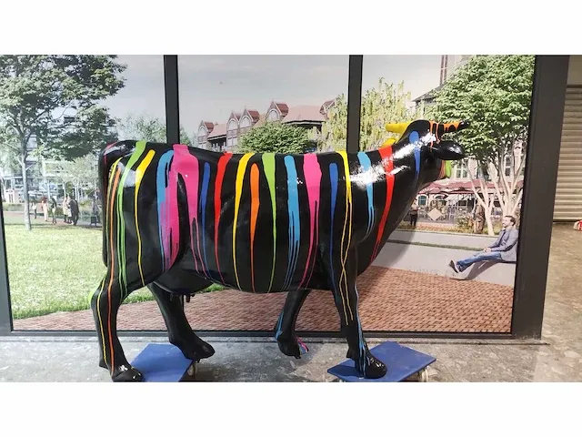 I'm a cow (lifesize) - afbeelding 8 van  9