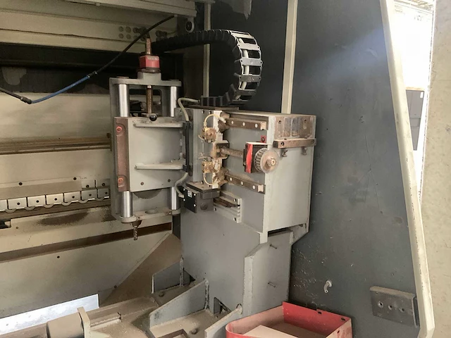Ima - combina/k/i/r75/885/vr3 - volautomatische éénzijdige fresd en kantmachine voor gebogen vormen stukken - 1997- houtbewerking - houtbewerkingsmachines - afbeelding 14 van  17