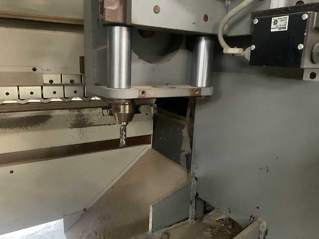 Ima - combina/k/i/r75/885/vr3 - volautomatische éénzijdige fresd en kantmachine voor gebogen vormen stukken - 1997- houtbewerking - houtbewerkingsmachines - afbeelding 15 van  17