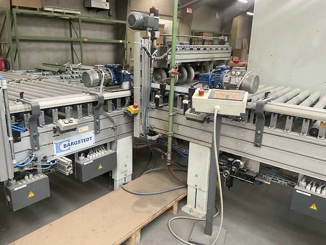Ima - volautomatische assengestuurde vier-kanten aanlijmmachines - 2000- houtbewerking - houtbewerkingsmachines - afbeelding 5 van  21