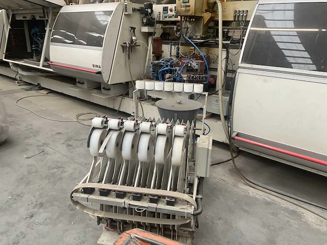 Ima - volautomatische assengestuurde vier-kanten aanlijmmachines - 2000- houtbewerking - houtbewerkingsmachines - afbeelding 6 van  21