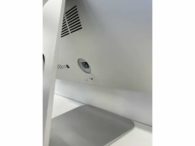 Imac 2015 en 2017 21" goede staat (controleer beschrijving voor specificatie) - afbeelding 4 van  13