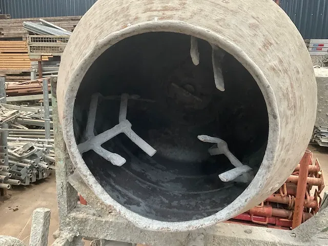 Imer syntesi betonmolen - afbeelding 3 van  3