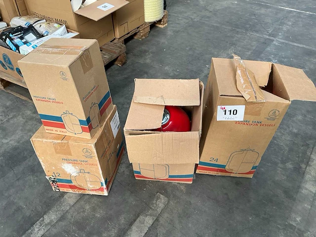 Imera diverse expansievaten (4x) - afbeelding 1 van  5