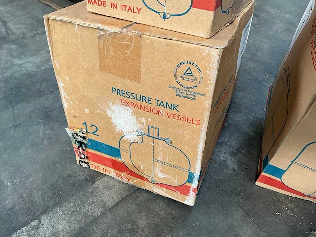 Imera diverse expansievaten (4x) - afbeelding 3 van  5
