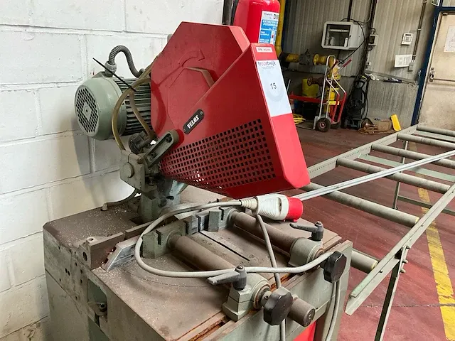 Imet - velox 350 - afkortcirkelzaagmachine - afbeelding 3 van  5