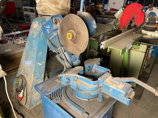 Imet zaagmachine - afbeelding 1 van  10